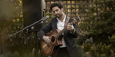 Andrew R Acoustic Solo Melbourne